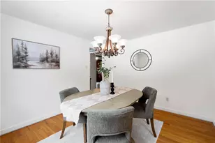 3643 Maplevue Dr, Bethel Park, PA 15102 - Photo 5