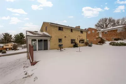 3643 Maplevue Dr, Bethel Park, PA 15102 - Photo 39