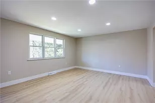 476 Fielding Dr, Pittsburgh, PA 15235 - Photo 3