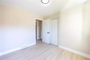 476 Fielding Dr, Pittsburgh, PA 15235 - Photo 13