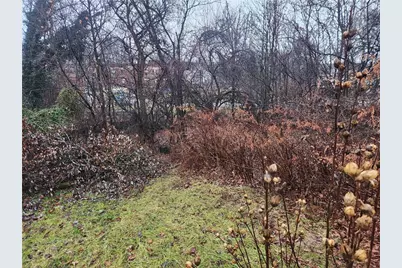 1371 Grotto St, Pittsburgh, PA 15206 - Photo 5