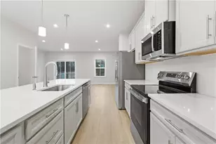 343 Telluride Ln, Cranberry Township, PA 16066 - Photo 5