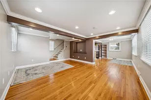 465 Macassar Dr, Baldwin Twp, PA 15236 - Photo 3