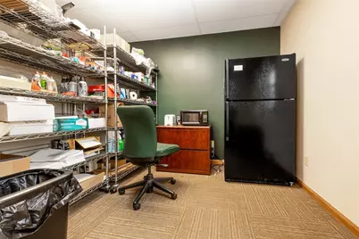 610 W Main St., Grove City Boro, PA 16127 - Photo 17