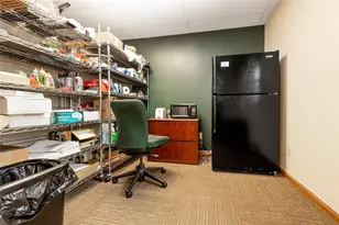 610 W Main St, Grove City Boro, PA 16127 - Photo 17