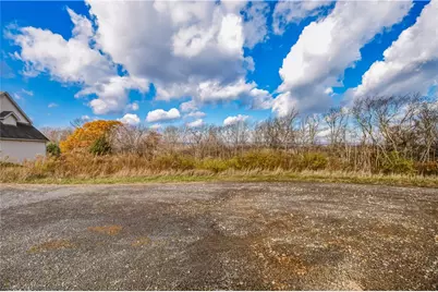 013 Oak Crest Drive, Jenner Township, PA 15563 - Photo 3