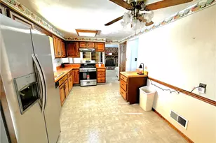 151 Stone Quarry Rd, Hopewell Township, PA 15001 - Photo 9