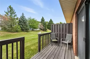 162 Woodhaven Dr, Seven Fields Boro, PA 16046 - Photo 17