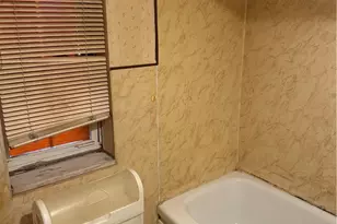 8017 Chaske St, Verona, PA 15147 - Photo 11