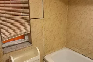 8017 Chaske St, Verona, PA 15147 - Photo 11