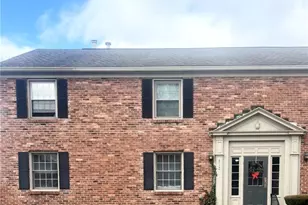 112 Jamestown Dr, Scott Township, PA 15216 - Photo 1