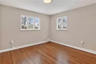 578 Moreland Dr, Pittsburgh, PA 15243 - Photo 19