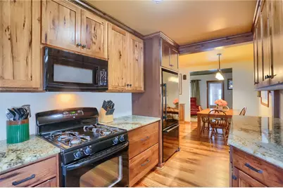 955 Woodside Ave, Ellwood City, PA 16117 - Photo 27