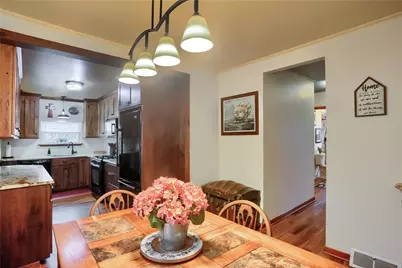 955 Woodside Ave, Ellwood City, PA 16117 - Photo 11