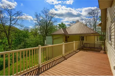 955 Woodside Ave, Ellwood City, PA 16117 - Photo 47