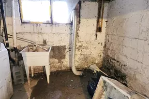 399 Baldwin Ave, Sharon, PA 16146 - Photo 21