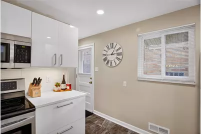 821 Bethany Dr, Pittsburgh, PA 15243 - Photo 21