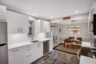 821 Bethany Dr, Pittsburgh, PA 15243 - Photo 17