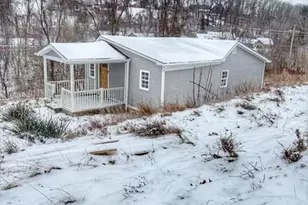 105 Penn Ave, Bentleyville, PA 15314 - Photo 9