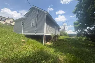 105 Penn Ave, Bentleyville, PA 15314 - Photo 11