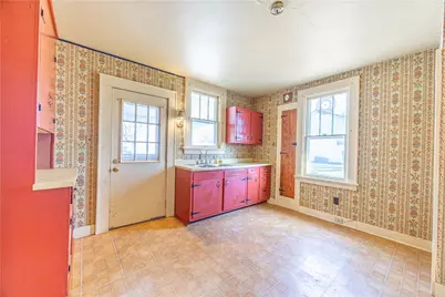 422 New Castle Rd, Twp of But NW, PA 16001 - Photo 7