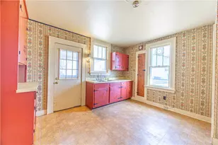 422 New Castle Rd, Twp of But NW, PA 16001 - Photo 7