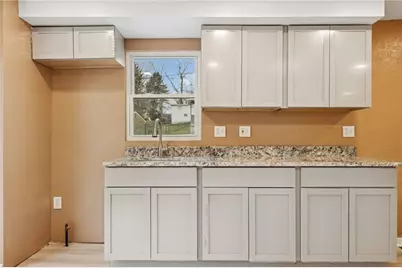 559 Hamil Rd, Verona, PA 15147 - Photo 7