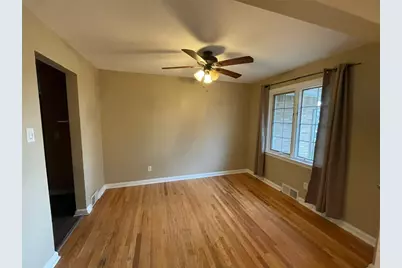 530 Jenne Dr, Pittsburgh, PA 15236 - Photo 5