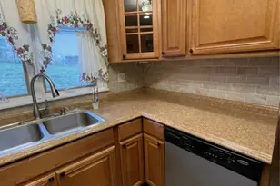 530 Jenne Dr, Pittsburgh, PA 15236 - Photo 9