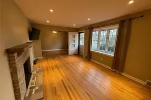 530 Jenne Dr, Pittsburgh, PA 15236 - Photo 3