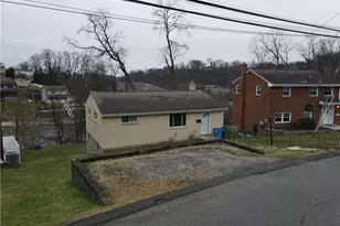 977 Vallevista St, Pittsburgh, PA 15234 - Photo 3