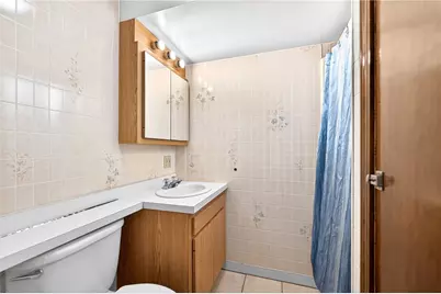 2421 Cronemeyer Ave, Pittsburgh, PA 15212 - Photo 21