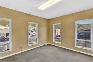 262 S Water St, Kittanning, PA 16201 - Photo 35