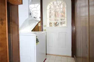 478 Cecil-Henderson Rd, Cecil, PA 15321 - Photo 13