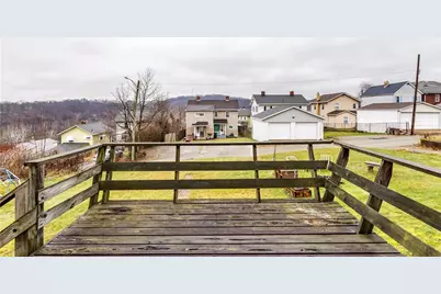 324 Beech St, Vandergrift, PA 15690 - Photo 23