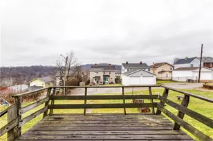 324 Beech St, Vandergrift, PA 15690 - Photo 23