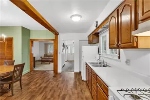 324 Beech St, Vandergrift, PA 15690 - Photo 9