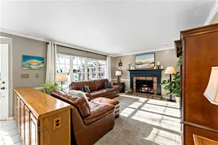 173 Slatewood Ct, Bethel Park, PA 15102 - Photo 3