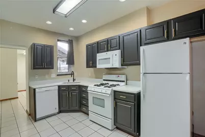 2810 Sarah St #1, Pittsburgh, PA 15203 - Photo 11