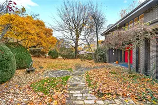 1526 Vermont Ave, White Oak, PA 15131 - Photo 3