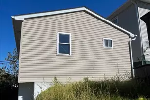 315 W Miller Ave, Munhall, PA 15120 - Photo 13