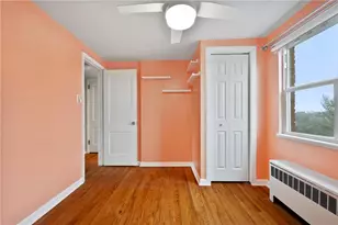 126 Gardenview Dr, Pittsburgh, PA 15212 - Photo 17