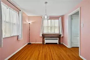 126 Gardenview Dr, Pittsburgh, PA 15212 - Photo 7