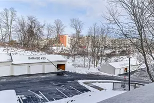 1201 Lenox Oval, Ross Twp, PA 15237 - Photo 27