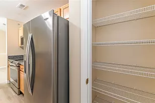 1201 Lenox Oval, Ross Twp, PA 15237 - Photo 5