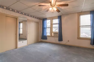 222 N 2nd St, Jeannette, PA 15644 - Photo 25