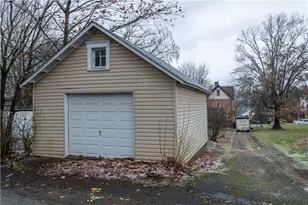 222 N 2nd St, Jeannette, PA 15644 - Photo 29