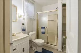 222 N 2nd St, Jeannette, PA 15644 - Photo 19