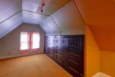 222 N 2nd St, Jeannette, PA 15644 - Photo 27