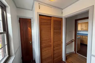 2225 Hampton St, Pittsburgh, PA 15218 - Photo 5